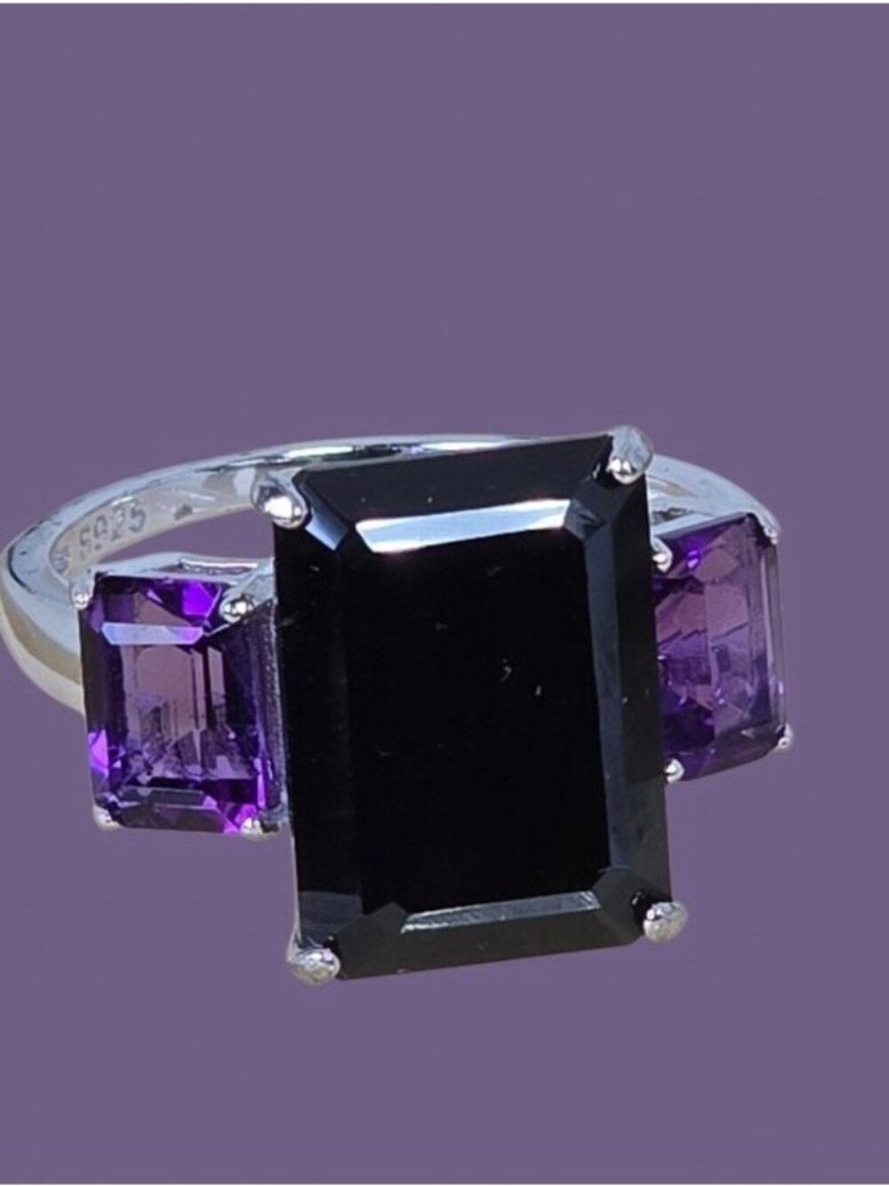 925 Sterling Silver Ring with Natural Black Spinel 1.4x1cm & Amethyst Gems